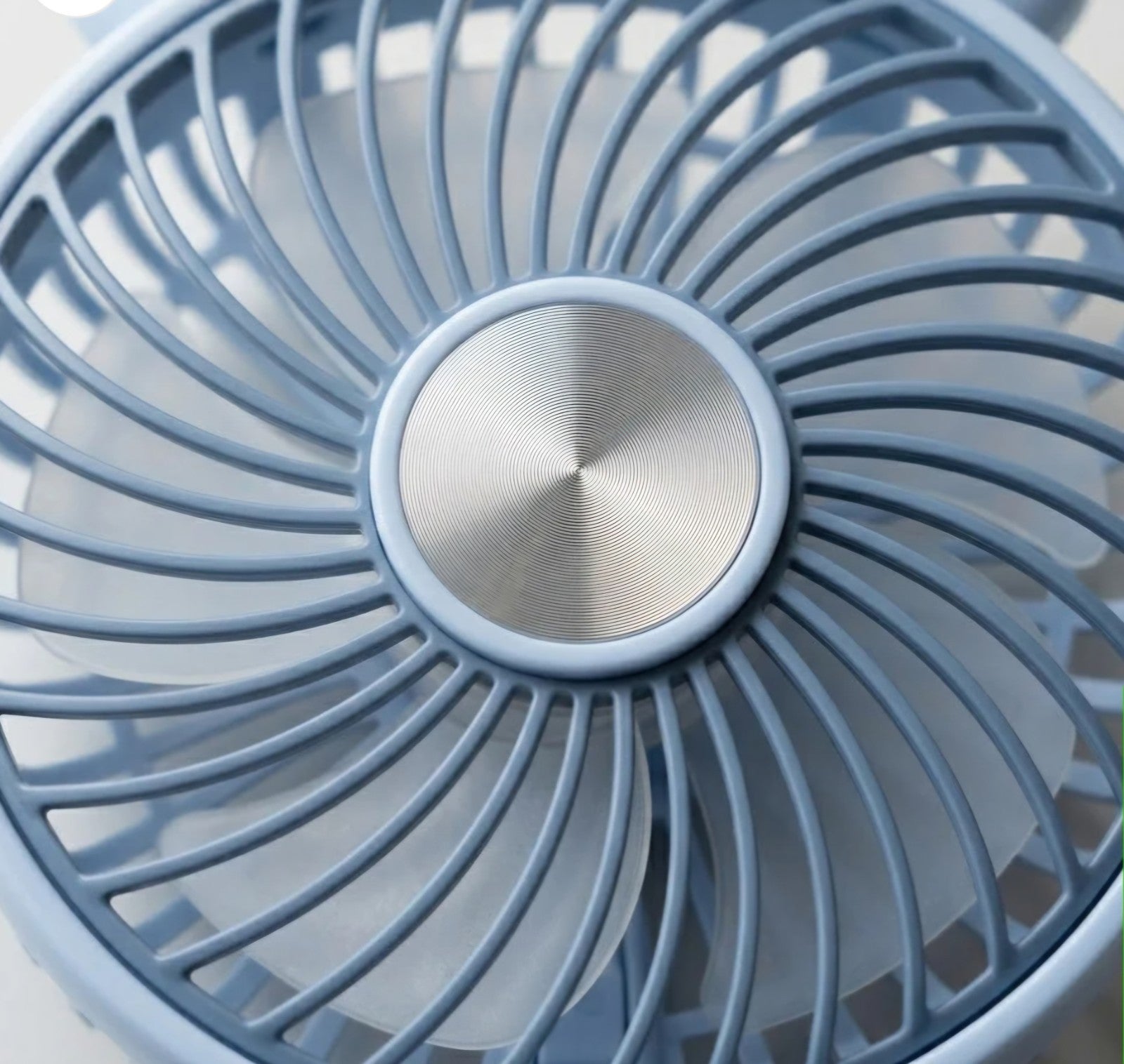 Mini Fan 21 x 11 x 5cm, 150g- Compact Cooling Solution,